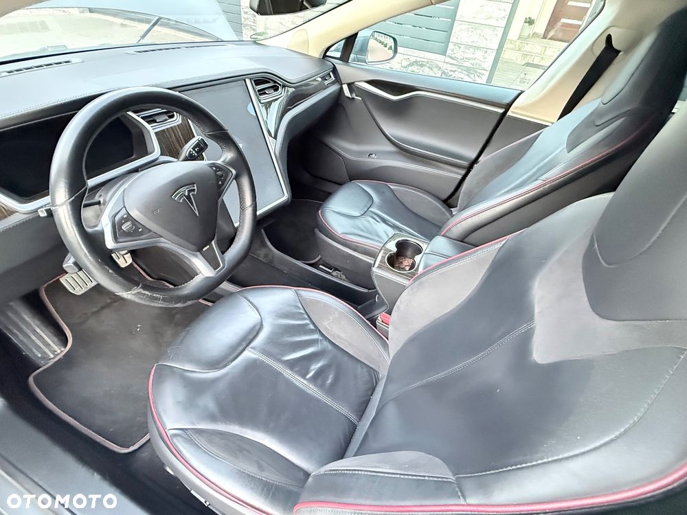 Tesla Model S Performance - 15