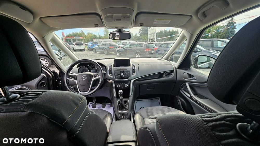 Opel Zafira - 28