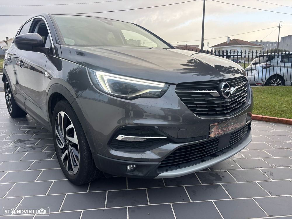 Opel Grandland X 1.2 T Design & Tech AT - 1