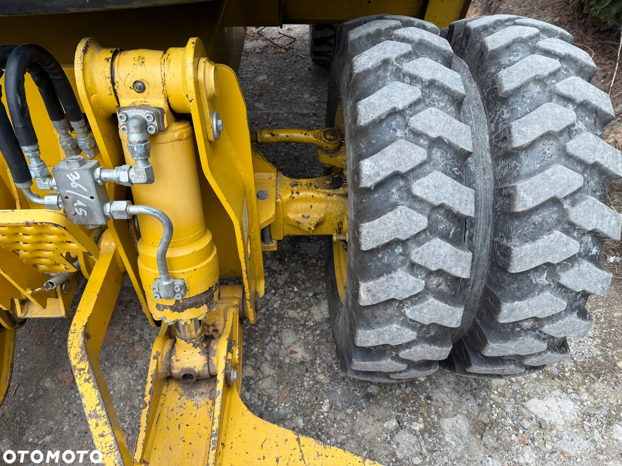 Komatsu PW 98MR-8 - 9