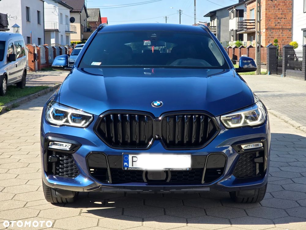 BMW X6 xDrive40d mHEV - 26