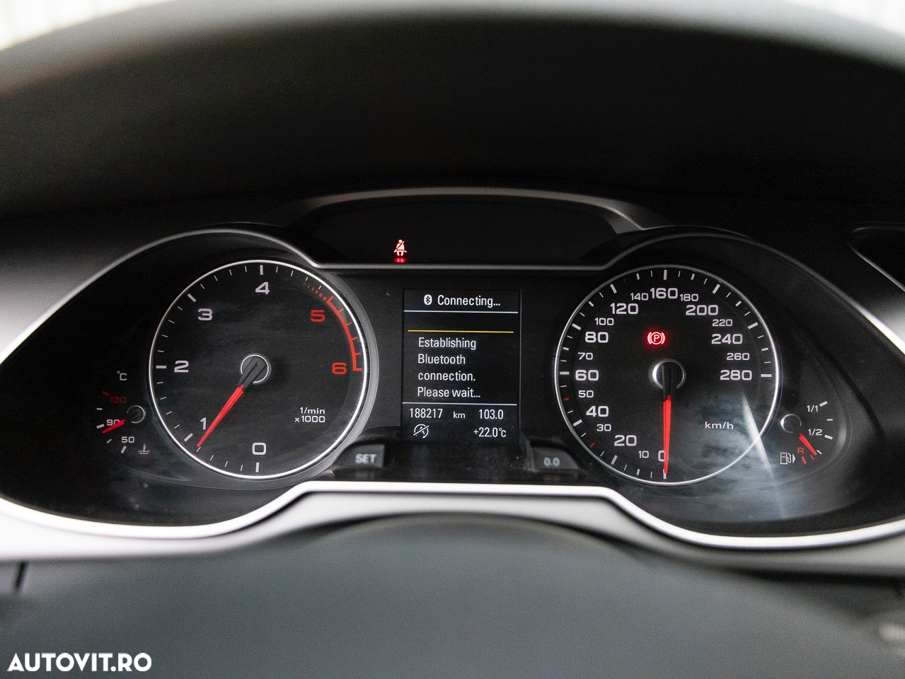 Audi A4 Avant 2.0 TDI - 14