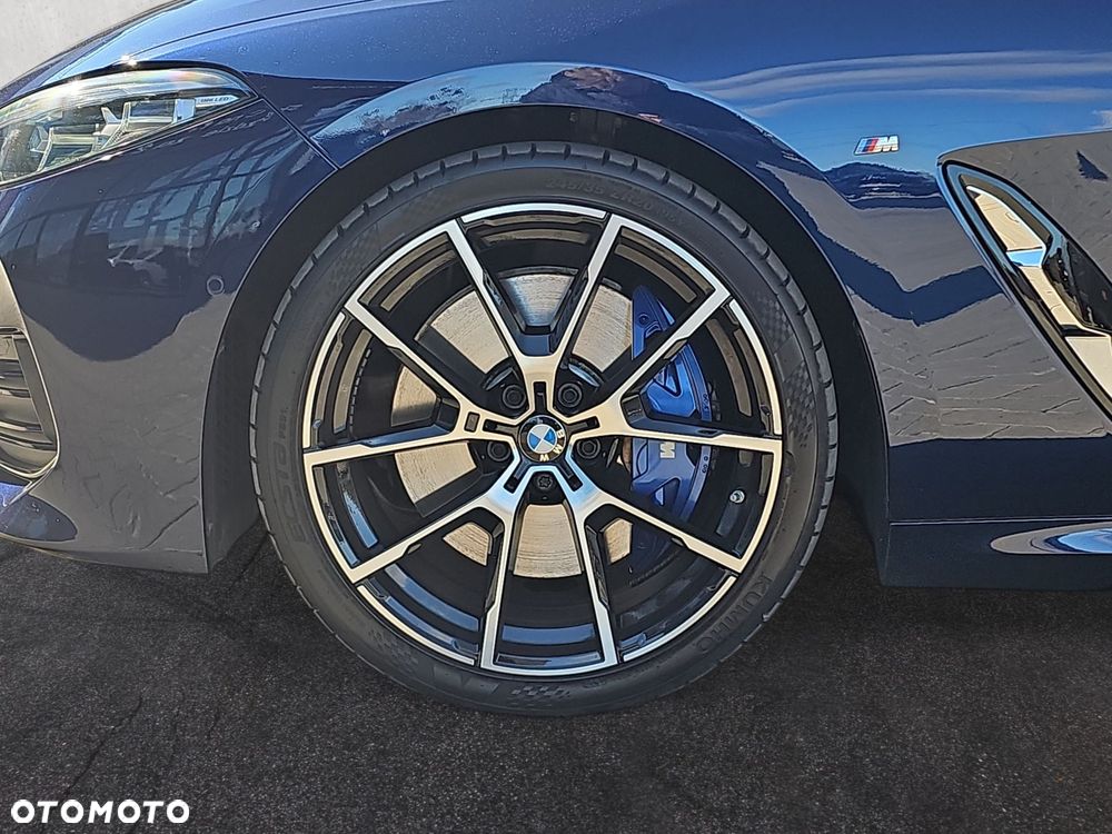 BMW Seria 8 - 9