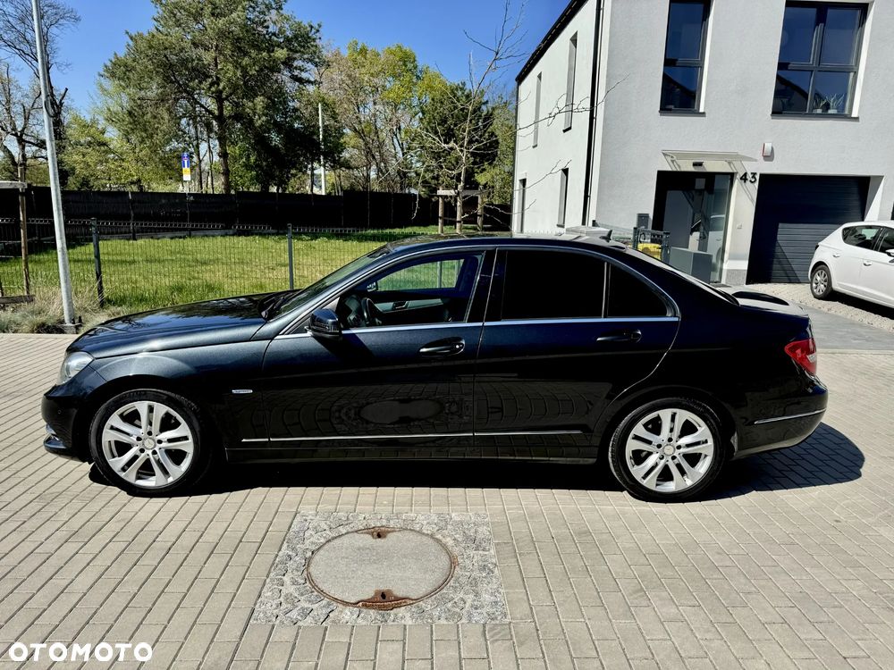 Mercedes-Benz Klasa C 200 CDI DPF (BlueEFFICIENCY) 7G-TRONIC Avantgarde - 11