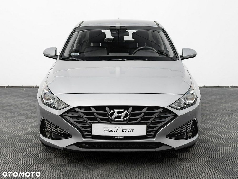 Hyundai i30 1.5 DPI Classic + - 8