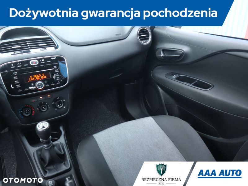 Fiat Punto 2012 - 10