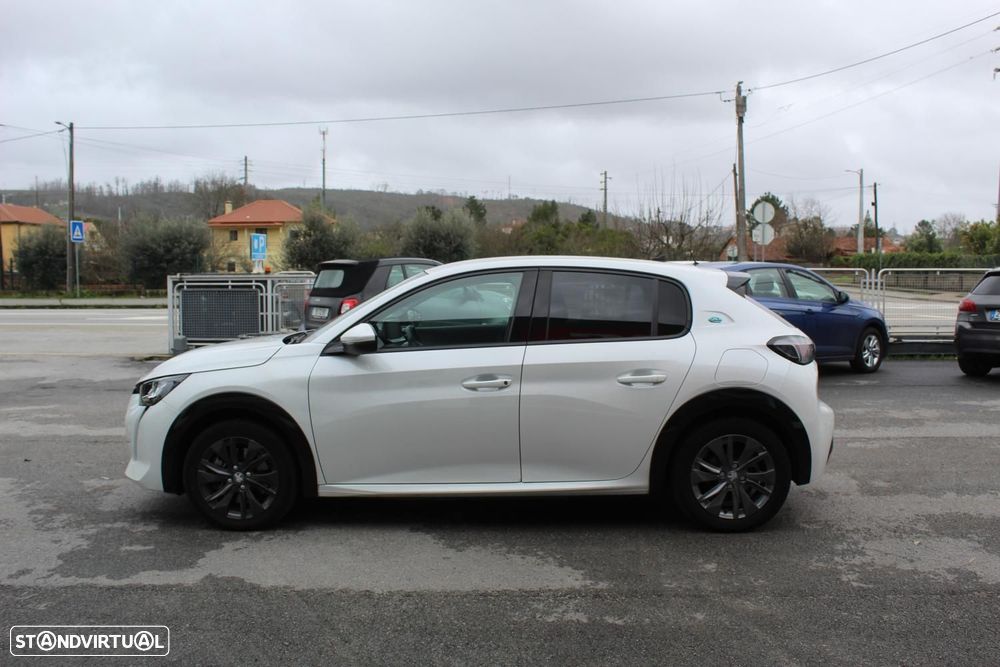 Peugeot e-208 50 kWh Allure - 4