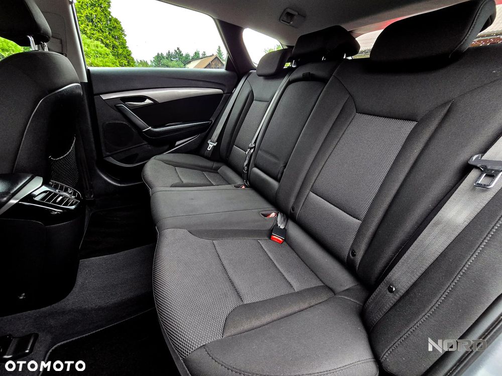 Hyundai i40 Kombi 1.7 CRDi Classic - 18