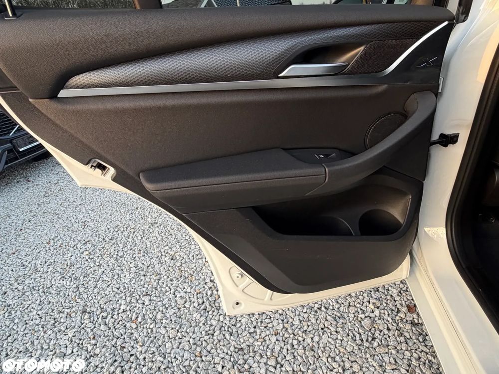 BMW X3 - 31