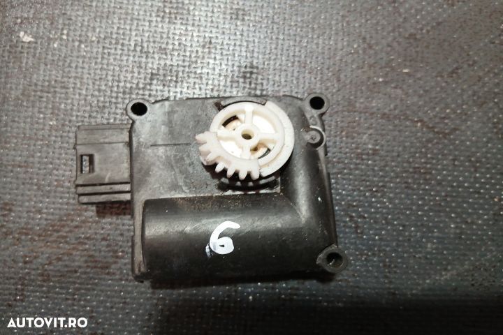 Motoras clapeta aeroterma dreapta 4F0820511A 0132801359 4F0820511A 01 - 8