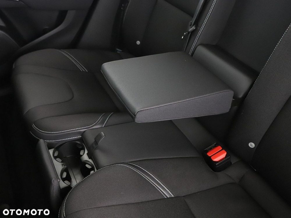 Volvo V40 - 33