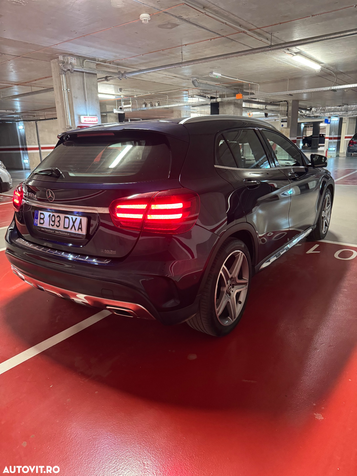 Mercedes-Benz GLA 180 (CDI) d 7G-DCT AMG Line - 13