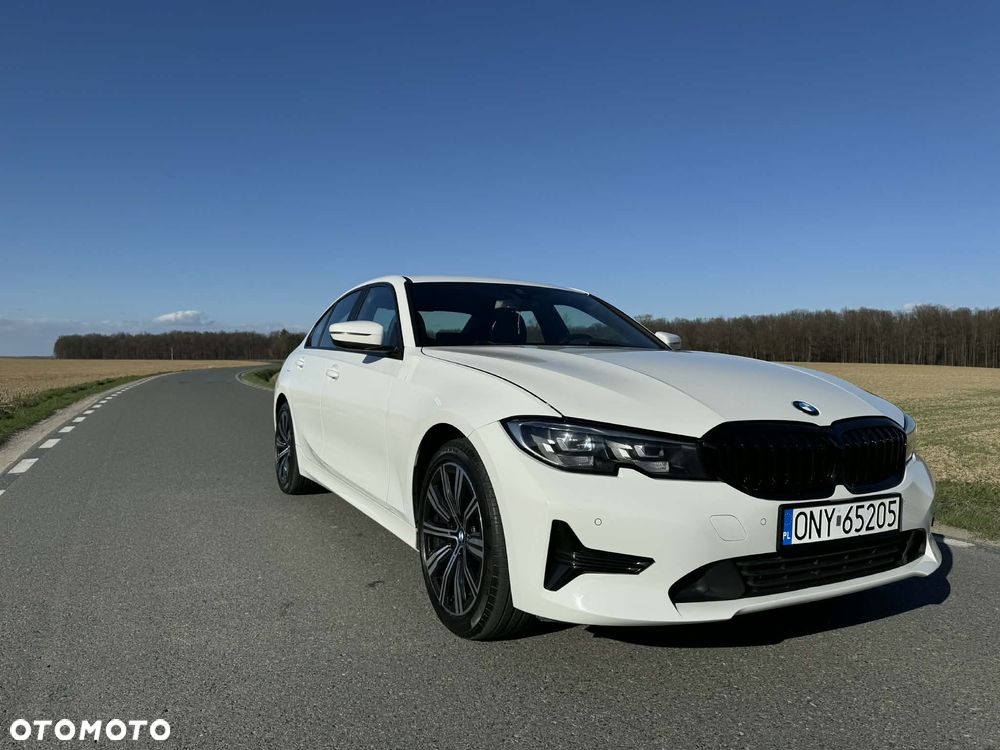 BMW Seria 3 318d Sport Line Shadow - 8