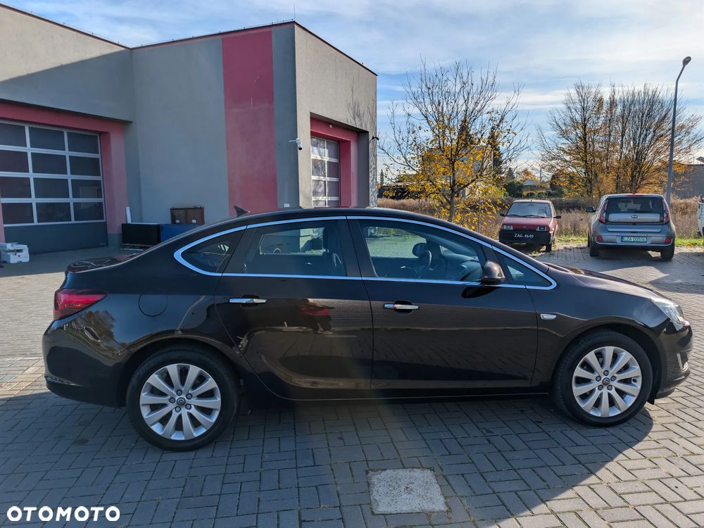 Opel Astra 1.4 Turbo - 20