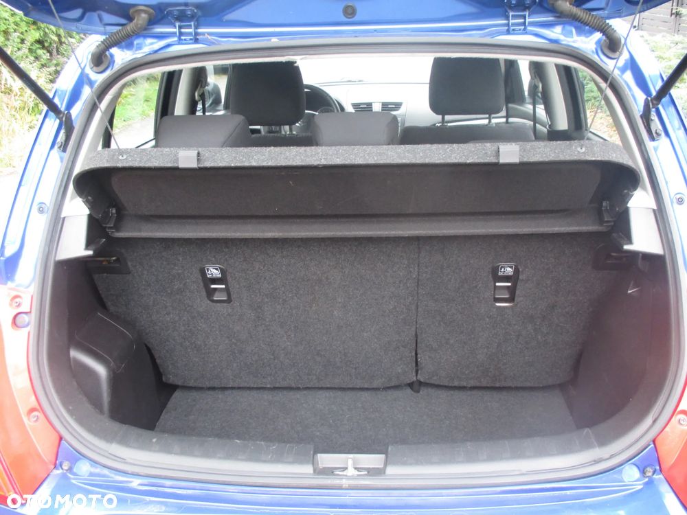 Suzuki Swift 1.2 4x4 Club - 25