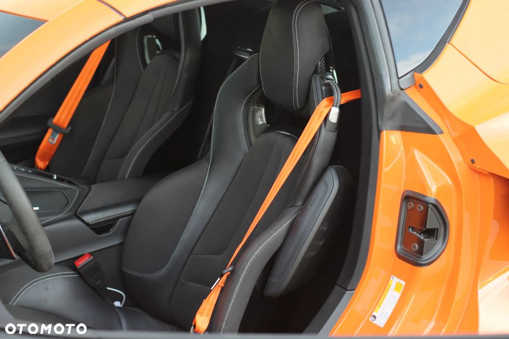 Chevrolet Corvette Stingray 2LT 6.2 V8 Automatik - 34