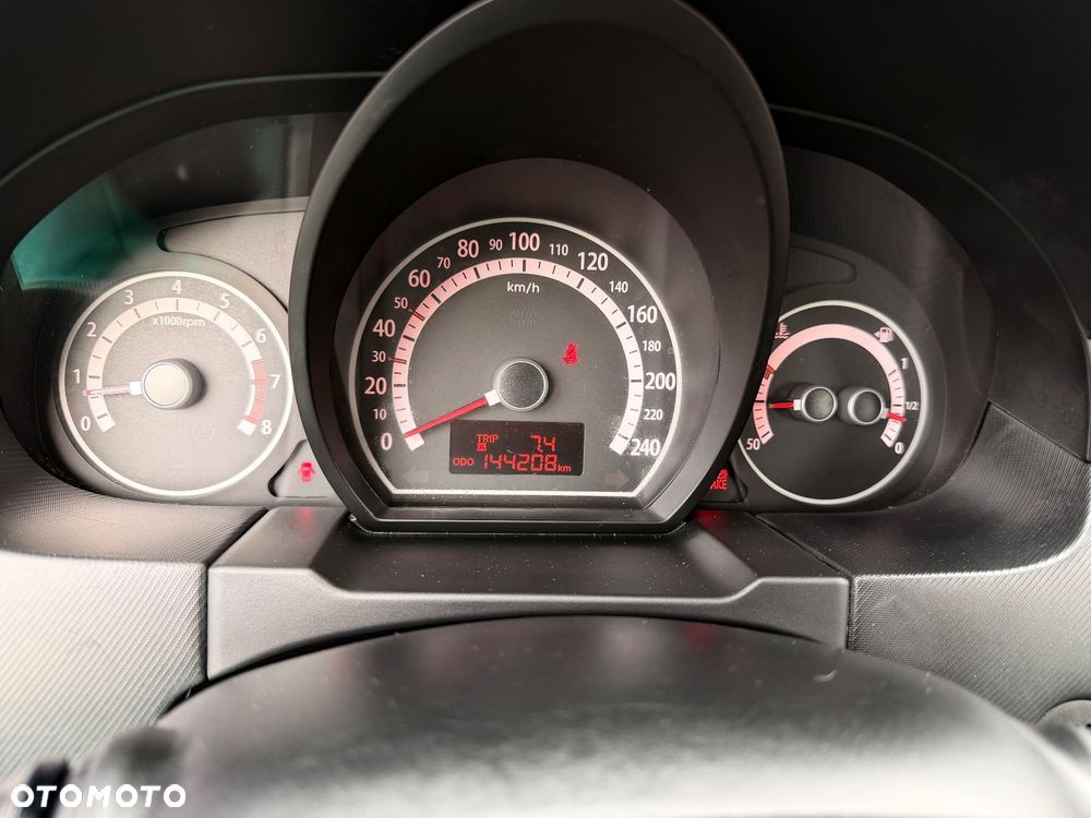 Kia Ceed 1.6 L - 15
