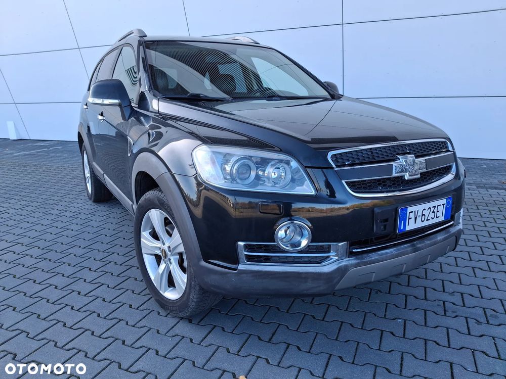 Chevrolet Captiva 2.0 4WD 7 Sitzer Automatik LT - 11