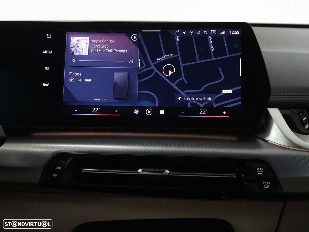 BMW iX1 eDrive20 Pack Desportivo M - 21