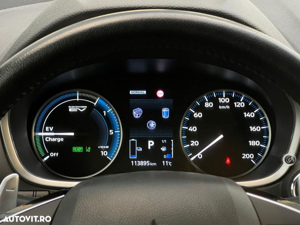 Mitsubishi Eclipse-Cross - 17