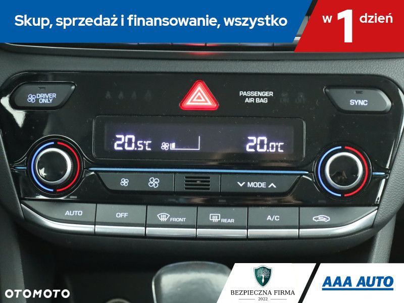 Hyundai IONIQ - 17