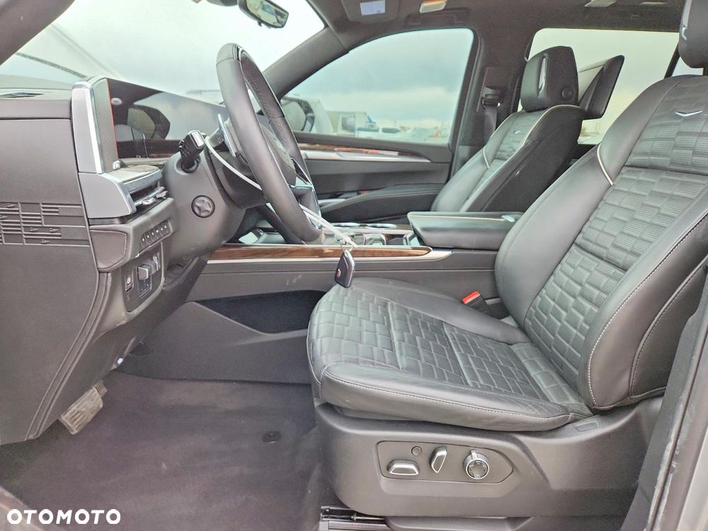 Cadillac Escalade 6.2 V8 AWD AT Platinum - 8