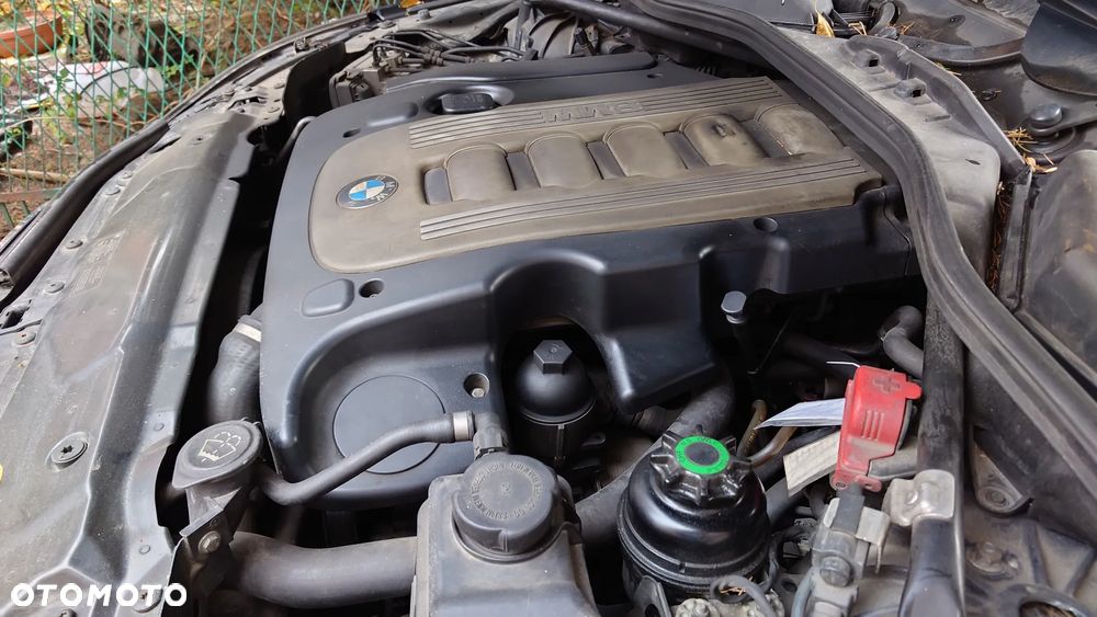 BMW Seria 5 525d xDrive Touring - 24