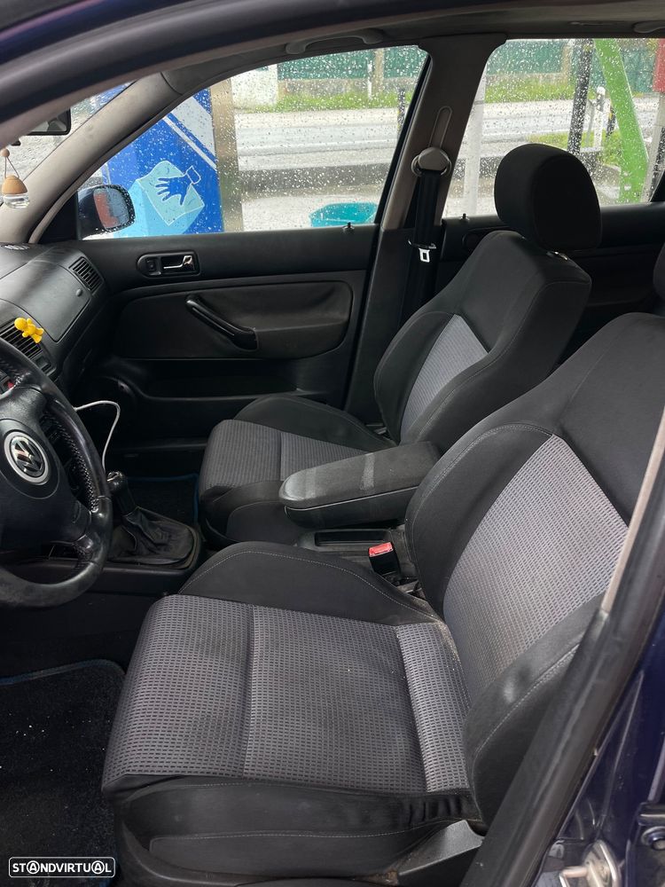 VW Golf 1.9 TDi Highline - 5