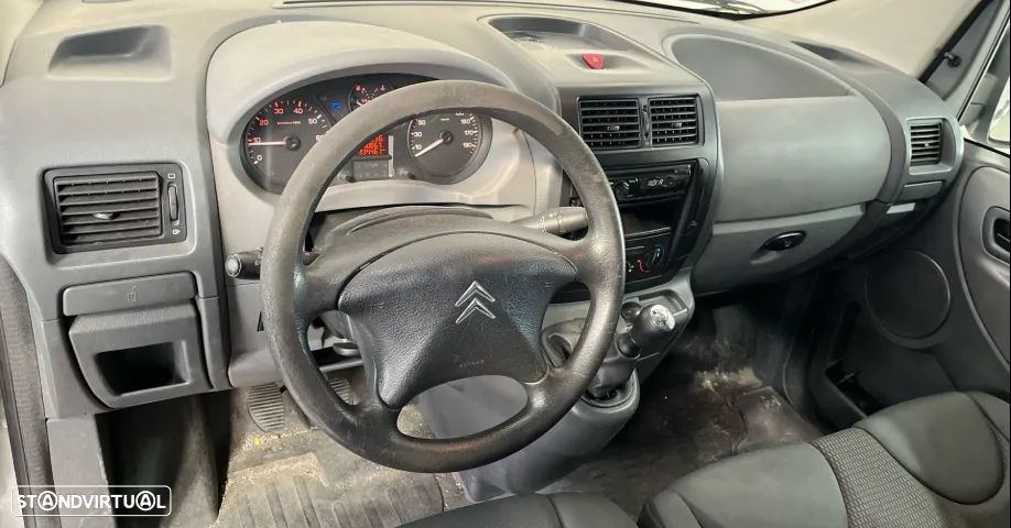 Citroën Jumpy 1.6 HDi L2H1 - 4