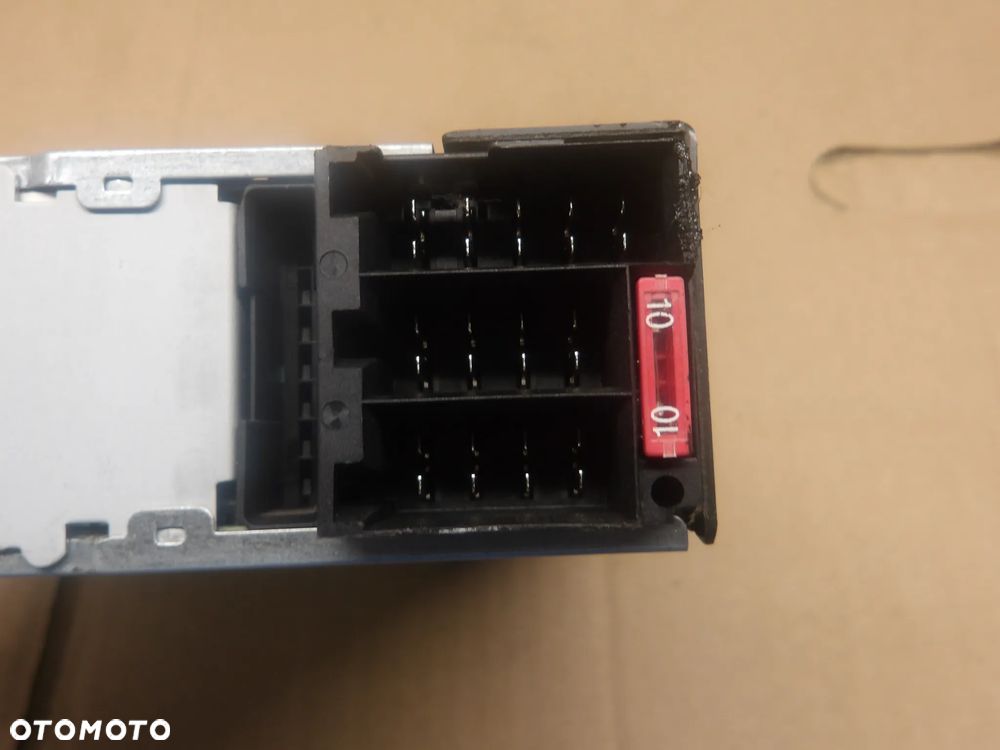 OPEL ASTRA G II BERTONE 3D 98-09 1.8B RADIO 24469302 - 4