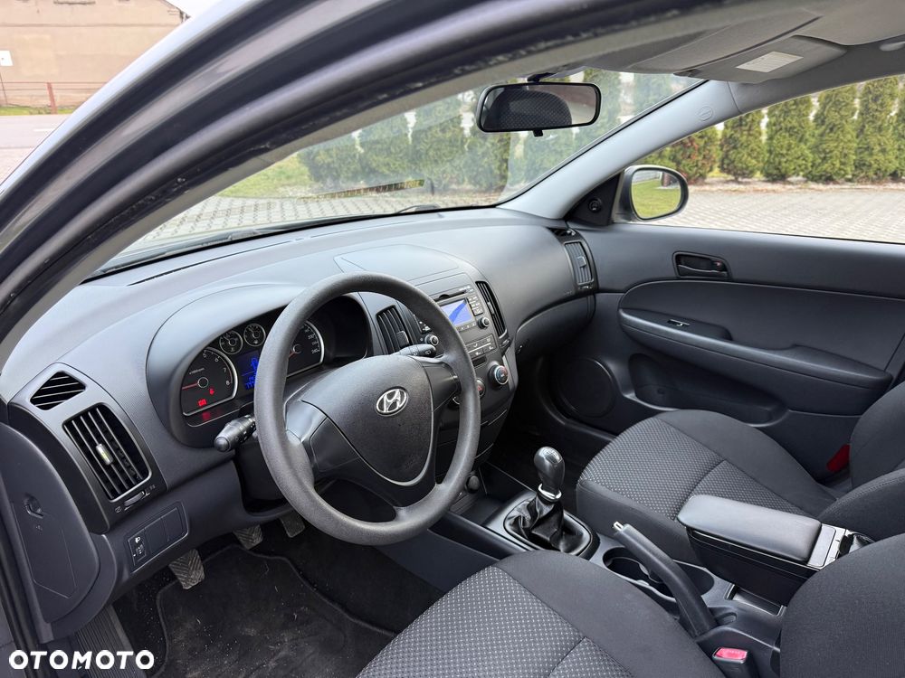 Hyundai i30 1.4 Blue Classic - 9