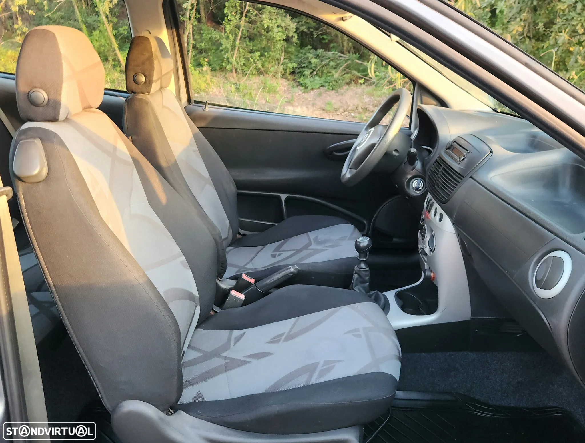 Fiat Punto 1.2 16V 80 Sport - 10
