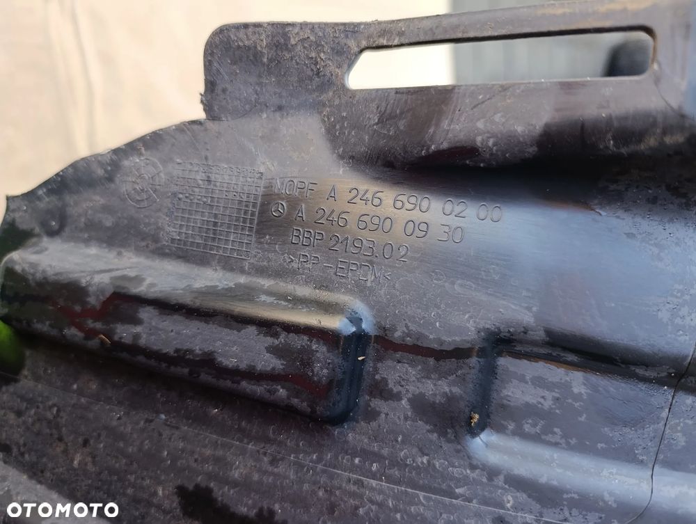 MERCEDES B KLASA W246 NADKOLE PRAWE PRZÓD PRZEDNIE A2466900200 - 2