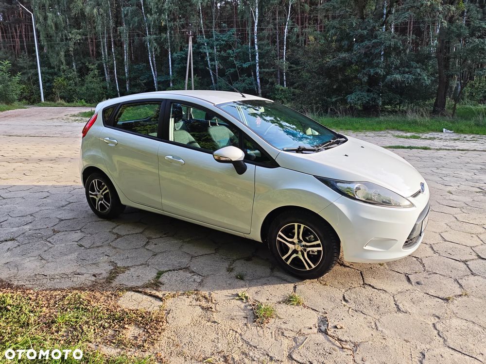 Ford Fiesta 1.25 Titanium - 12