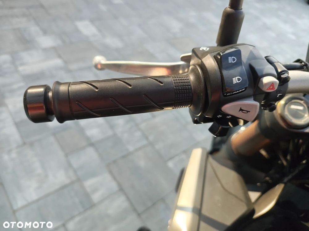 Honda CB - 20