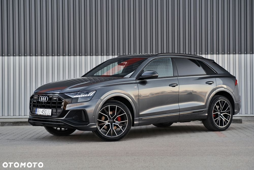 Audi Q8 55 TFSI quattro tiptronic - 13
