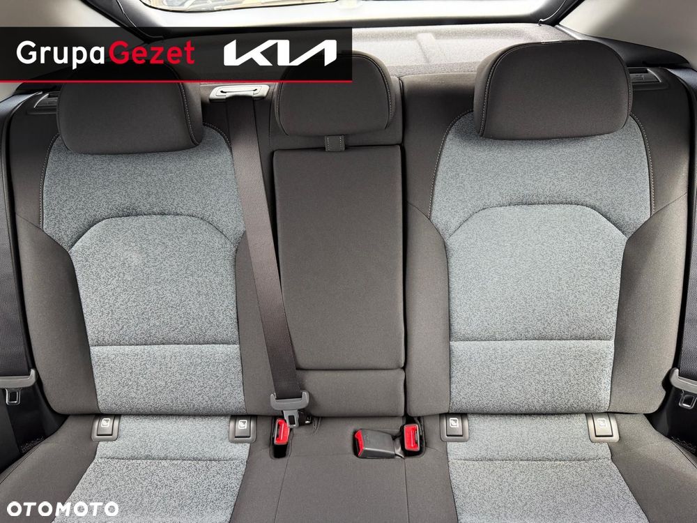 Kia XCeed - 16