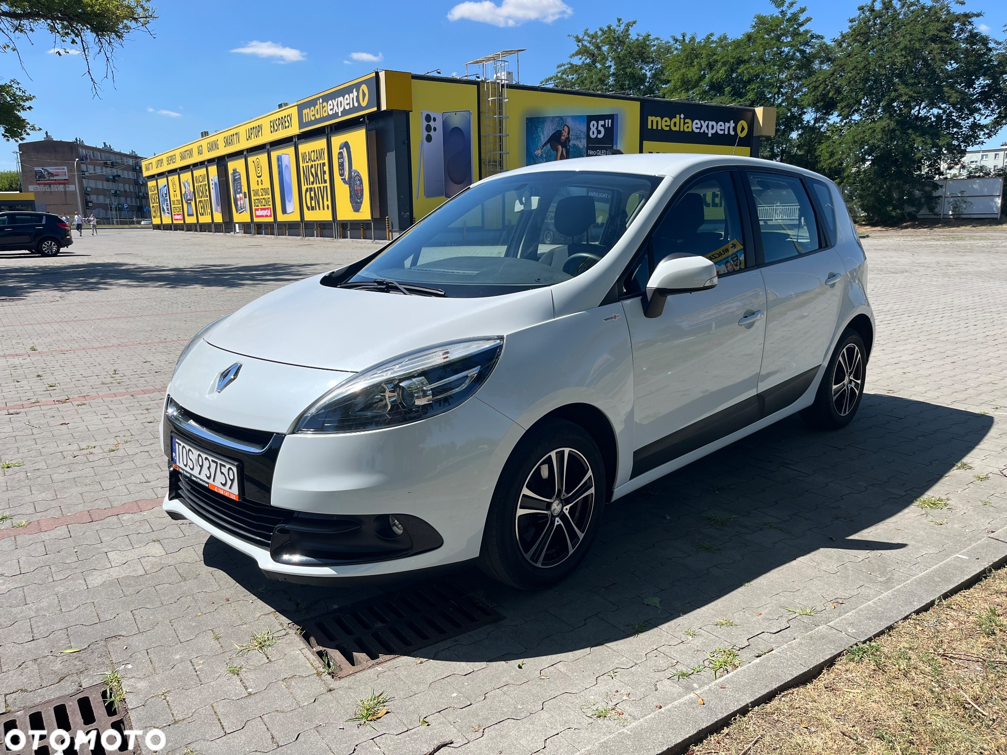 Renault Scenic 1.6 16V 110 TomTom Edition - 3