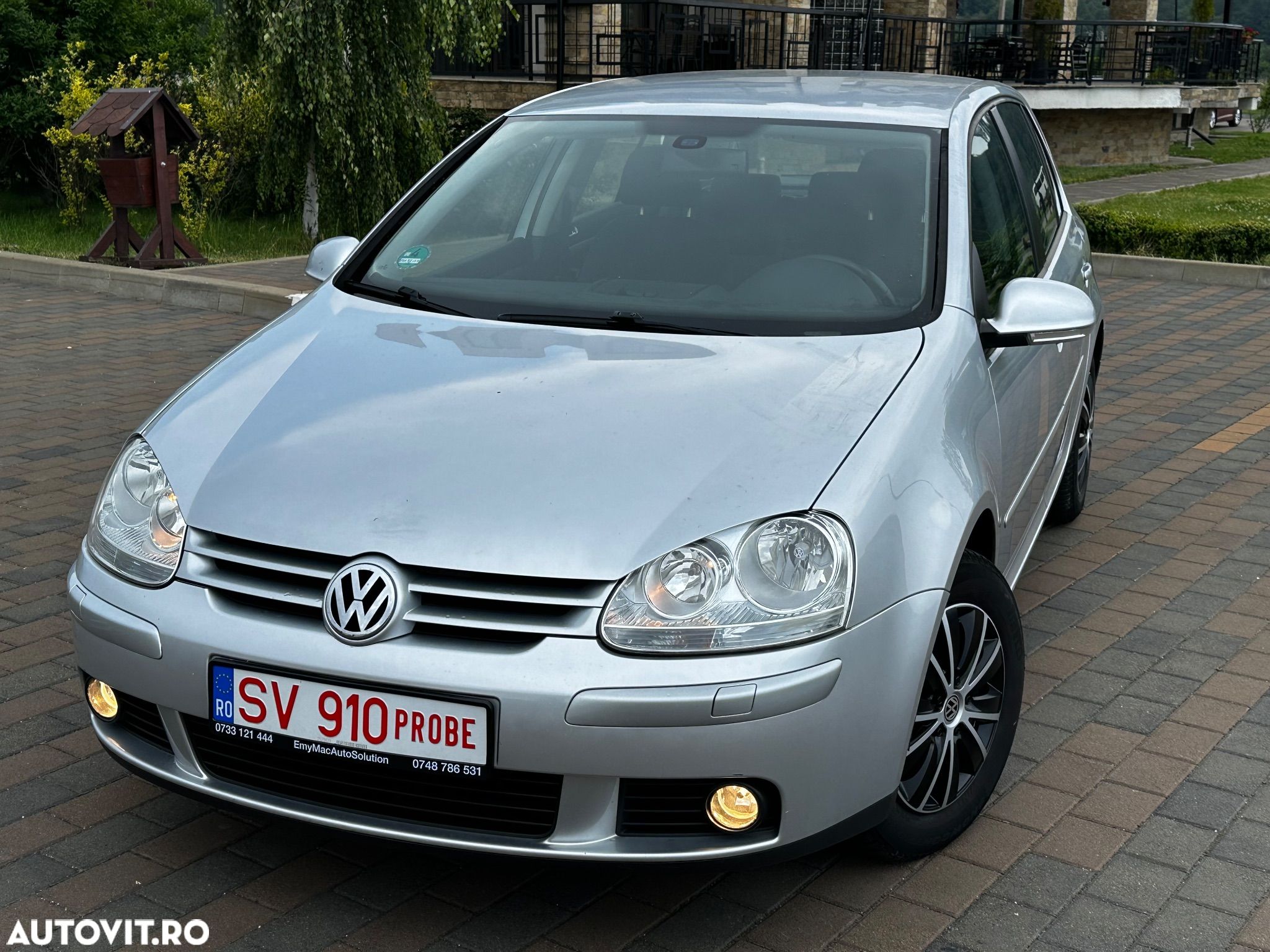 Volkswagen Golf 1.6 Tour - 1