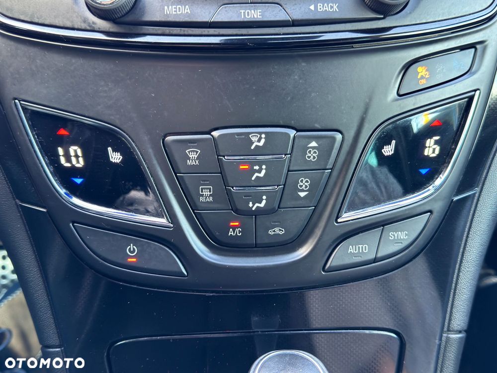 Opel Insignia 2.8 V6 Turbo 4x4 Automatik OPC - 27