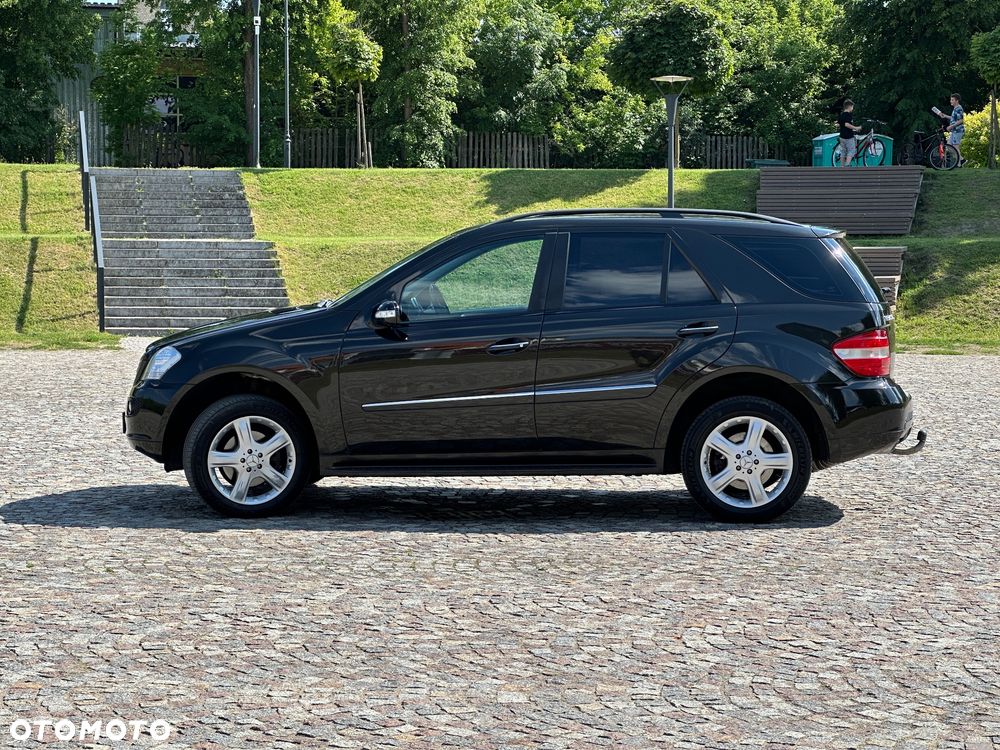 Mercedes-Benz ML - 4