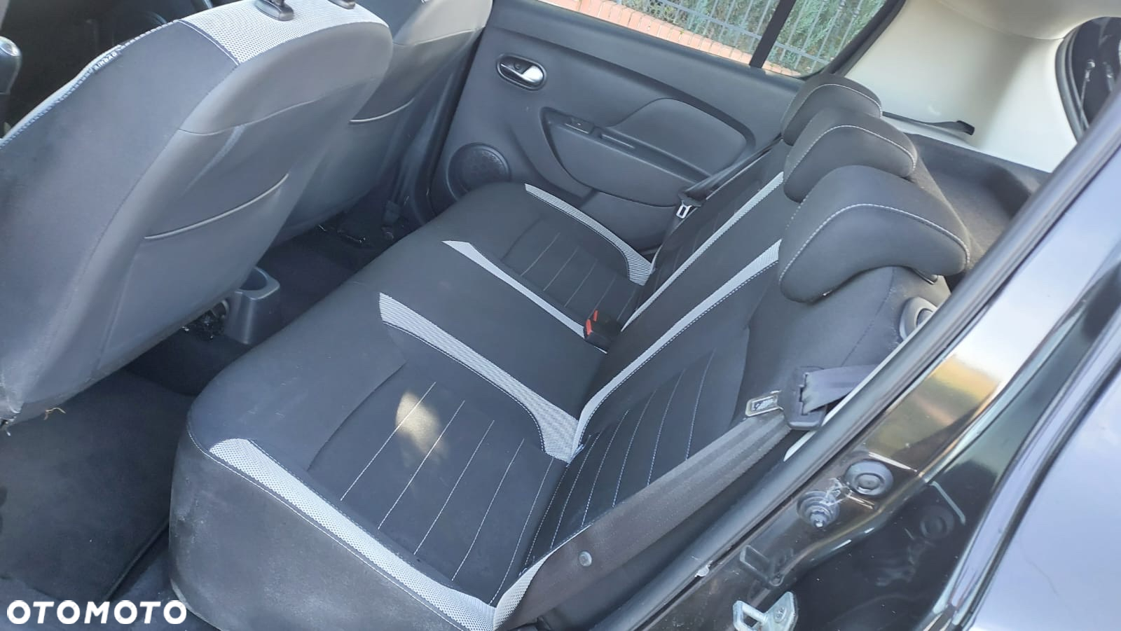 Dacia Sandero Stepway TCe 90 Prestige - 13