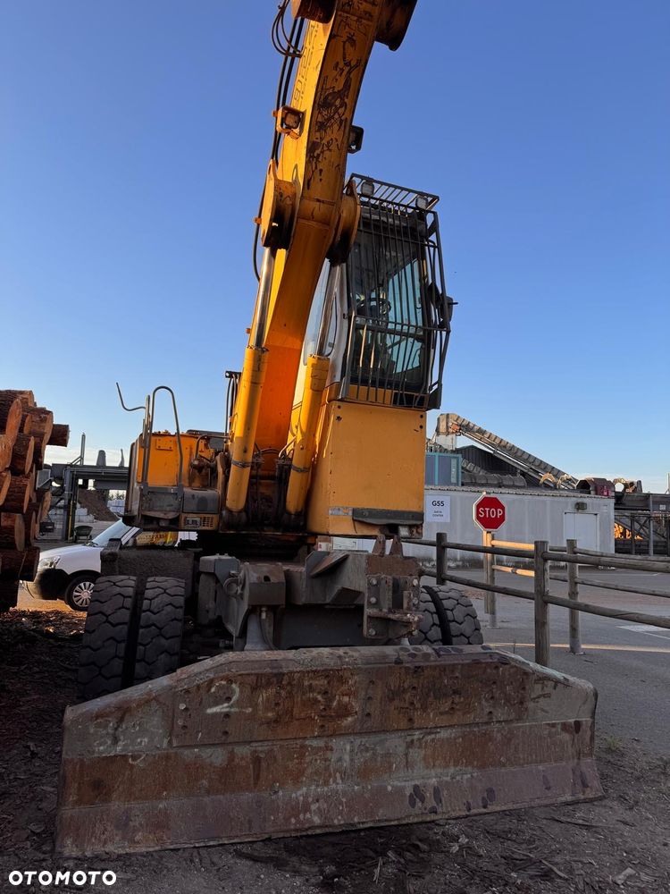 Liebherr 924 BHD - 2