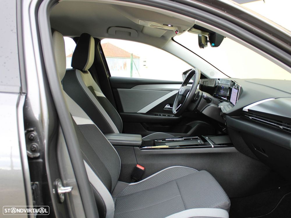 Opel Astra 1.6 T PHEV Business - 54