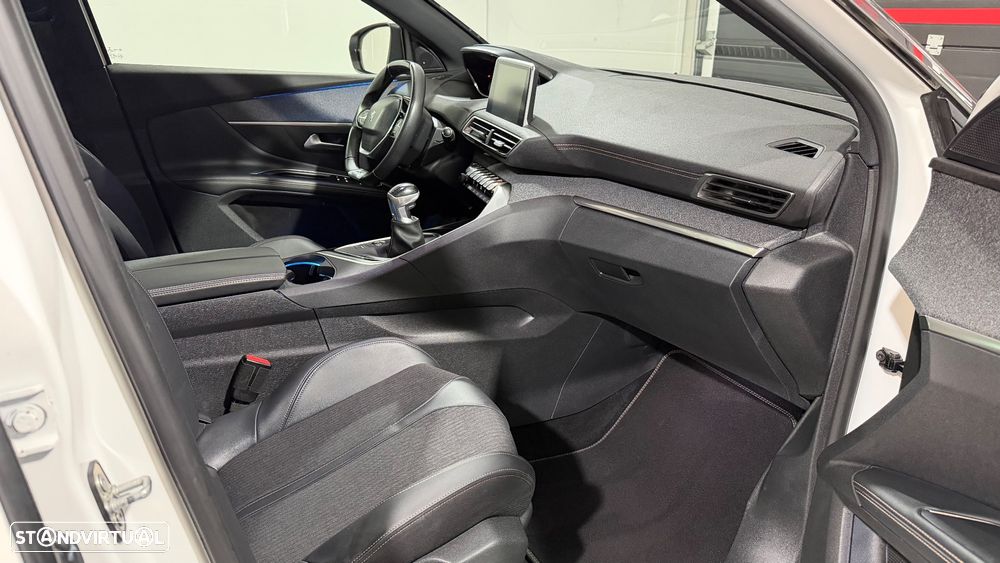 Peugeot 5008 1.2 PureTech GT Line - 17