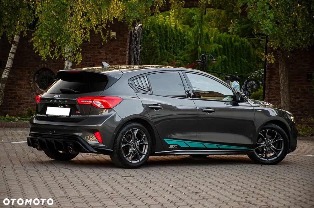 Ford Focus 1.5 EcoBoost STart-Stopp-System ST-LINE - 12