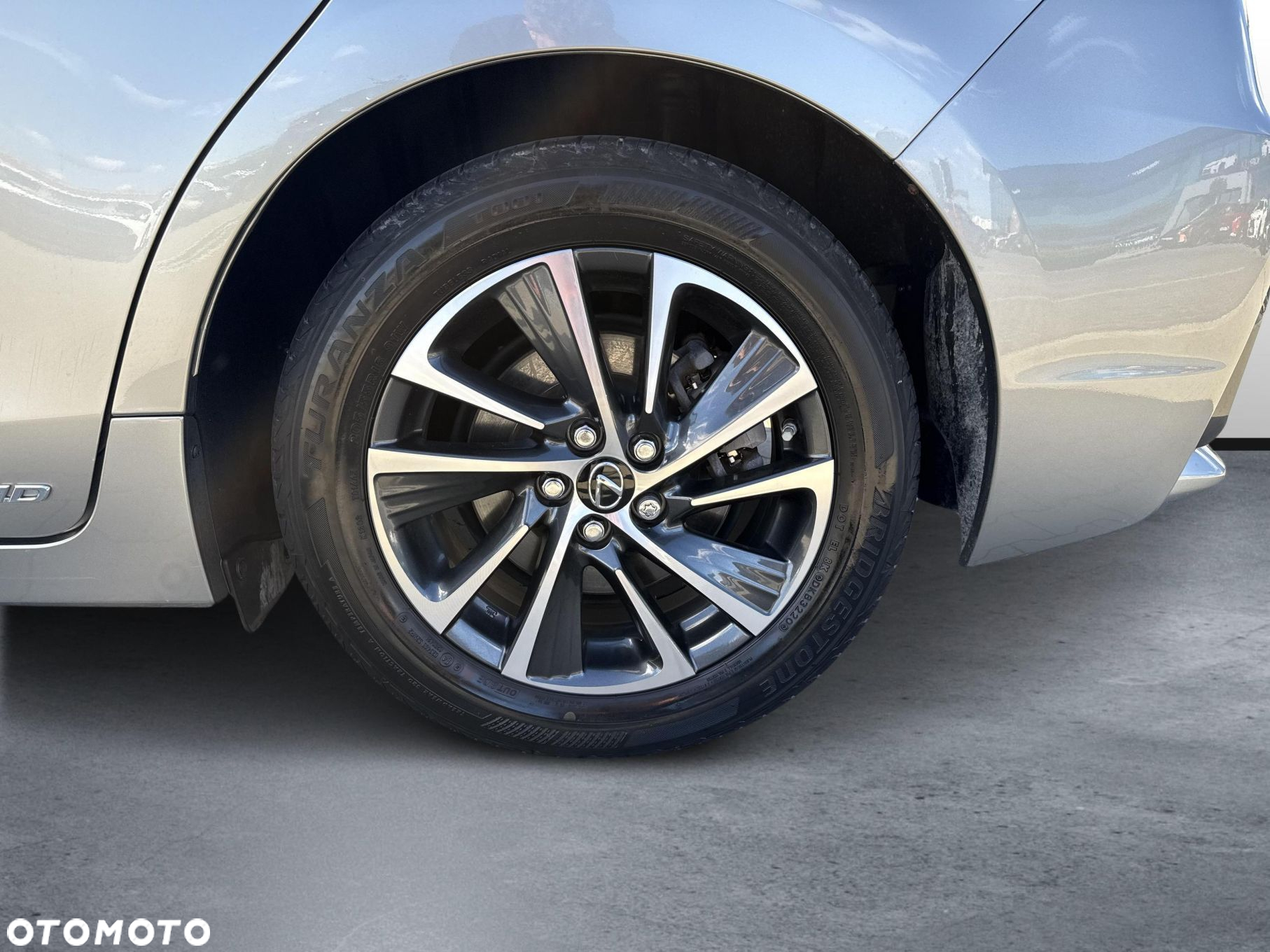 Lexus CT - 19