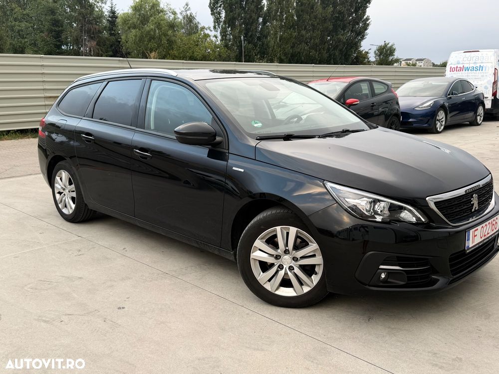 Peugeot 308 PureTech 130 GPF Stop & Start Style - 17