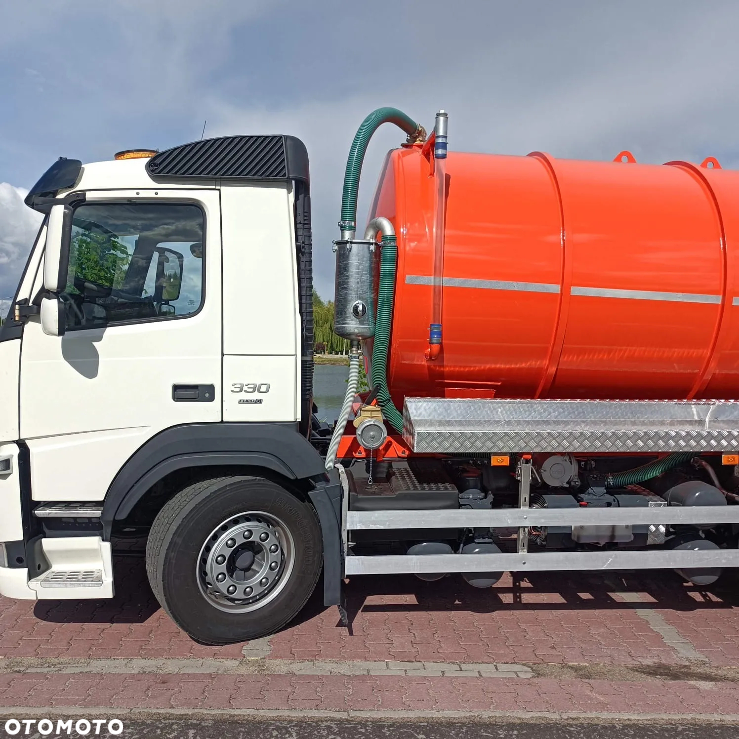Volvo FM 330 - 5