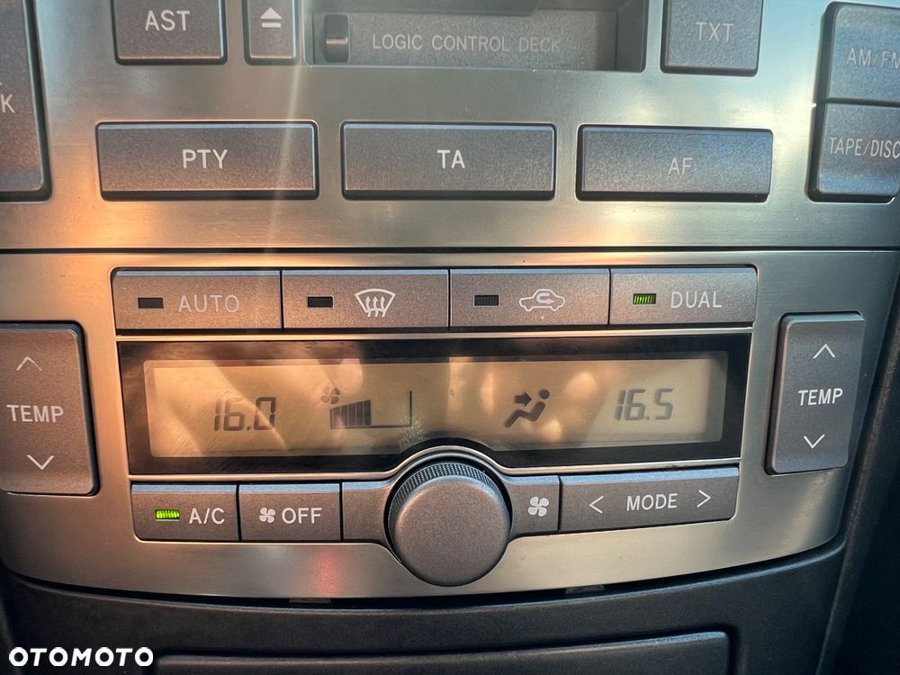 Toyota Yaris 1.4 D-4D Terra A/C - 22